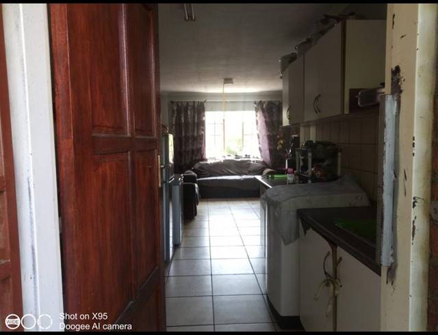 2 BEDROOM APARTMENT FOR SALE IN PRETORIA WEST
